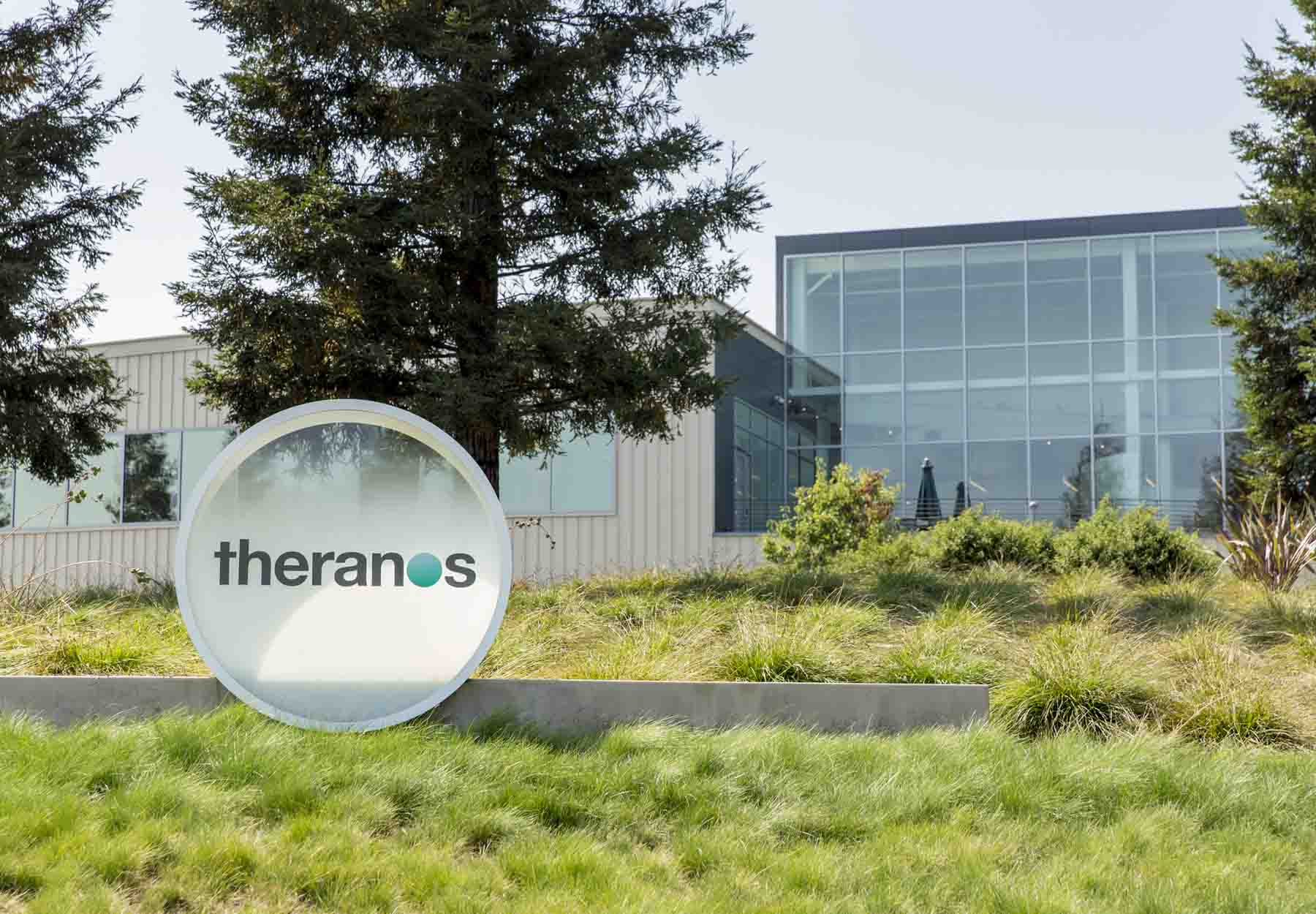Theranos Wunderkind Elizabeth Holmes Convicted on Federal Fraud Charges
