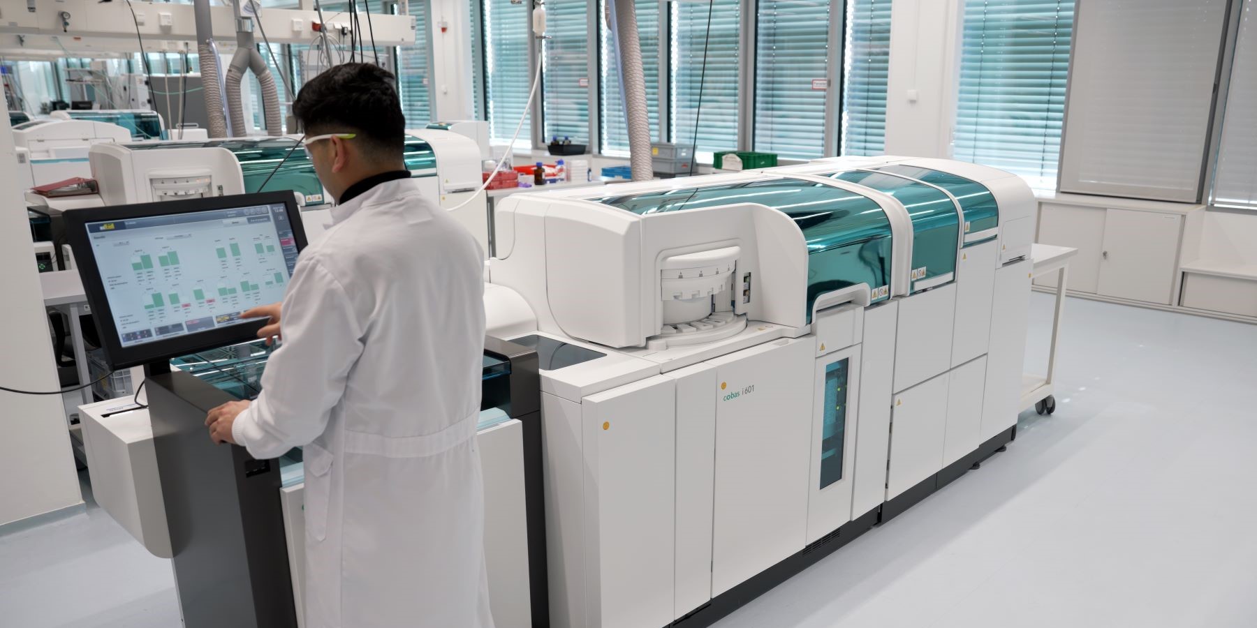 Broadening access to mass spectrometry in clinical labs is a key goal of the new Roche cobas Mass Spec system